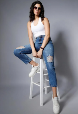 Women's Blue 100% Cotton Solid Pattern Full Length Mom Fit Jeans