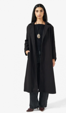 Mid Length Chuck on Coat