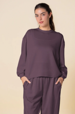 Soft comfort sweatshirt set, perfect for cozy and relaxed everyday wear.